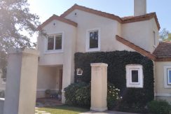 Vendo casa tipo Provenzal en Piedra Roja Chicureo